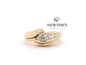 Estate 14kt Yellow Gold Trillion & Baguette Diamond Ring