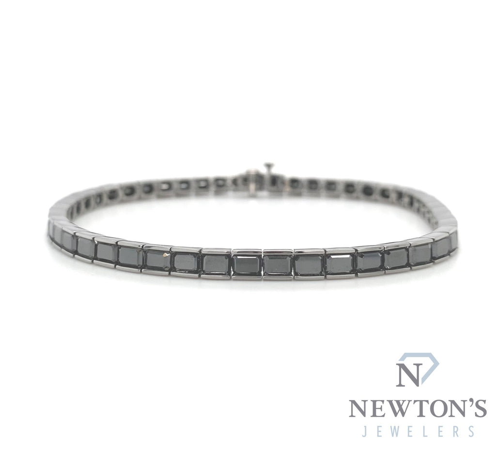 18kt White Gold Black Diamond Tennis Bracelet (11.35ct)