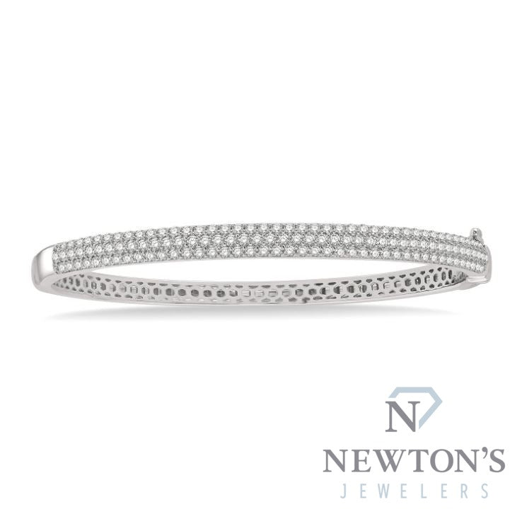 14kt White Gold Diamond Bangle Bracelet