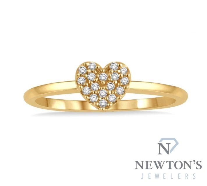 10kt Yellow Gold Heart Pavé Diamond Fashion Ring