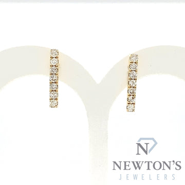 14kt Yellow Gold Diamond Bar Earrings (0.45ct)