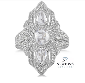 18kt White Gold Diamond Cocktail Ring