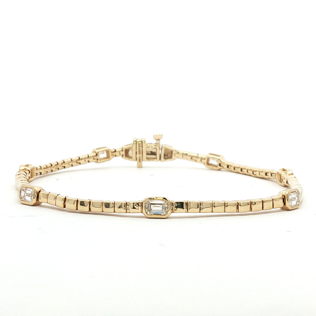 14kt Yellow Gold Bezel Set Baguette Diamond Bracelet