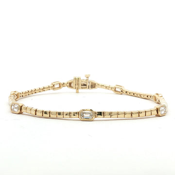 14kt Yellow Gold Bezel Set Baguette Diamond Bracelet