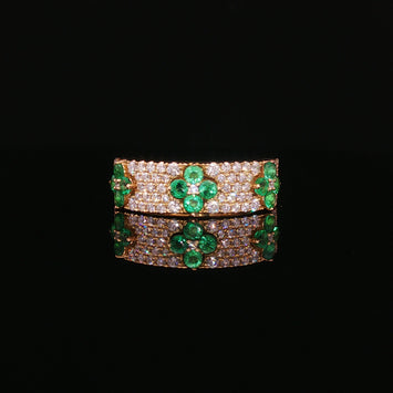 14kt Yellow Gold Emerald & Diamond Floral Band