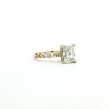14kt Yellow Gold Radiant Engagement Ring