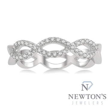 14kt White Gold Twisted Diamond Fashion Band