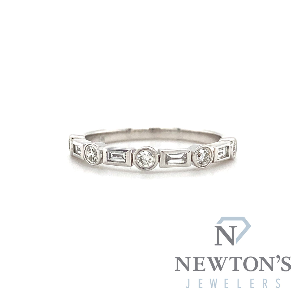 14kt White Gold Alternating Diamond Stackable Band