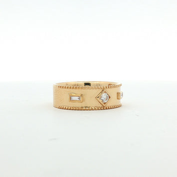 18kt Yellow Gold Geometric Diamond Band