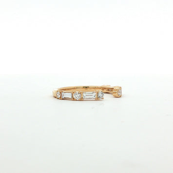 18kt Yellow Gold Round & Baguette Diamond Band