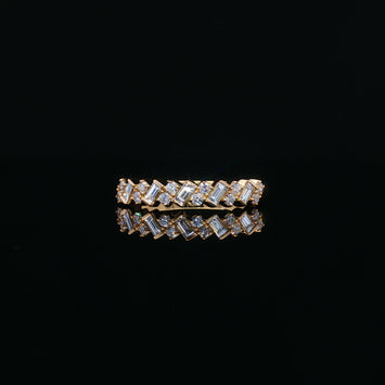 18kt Yellow Gold Round & Baguette Diamond Band