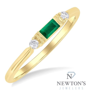 10kt Yellow Gold Emerald Stackable Ring