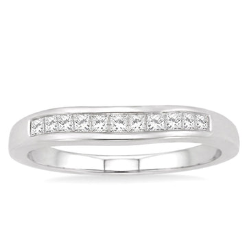 14kt White Gold Diamond Band