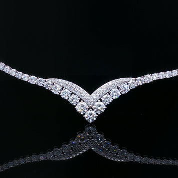 18kt White Gold Diamond Contour Necklace
