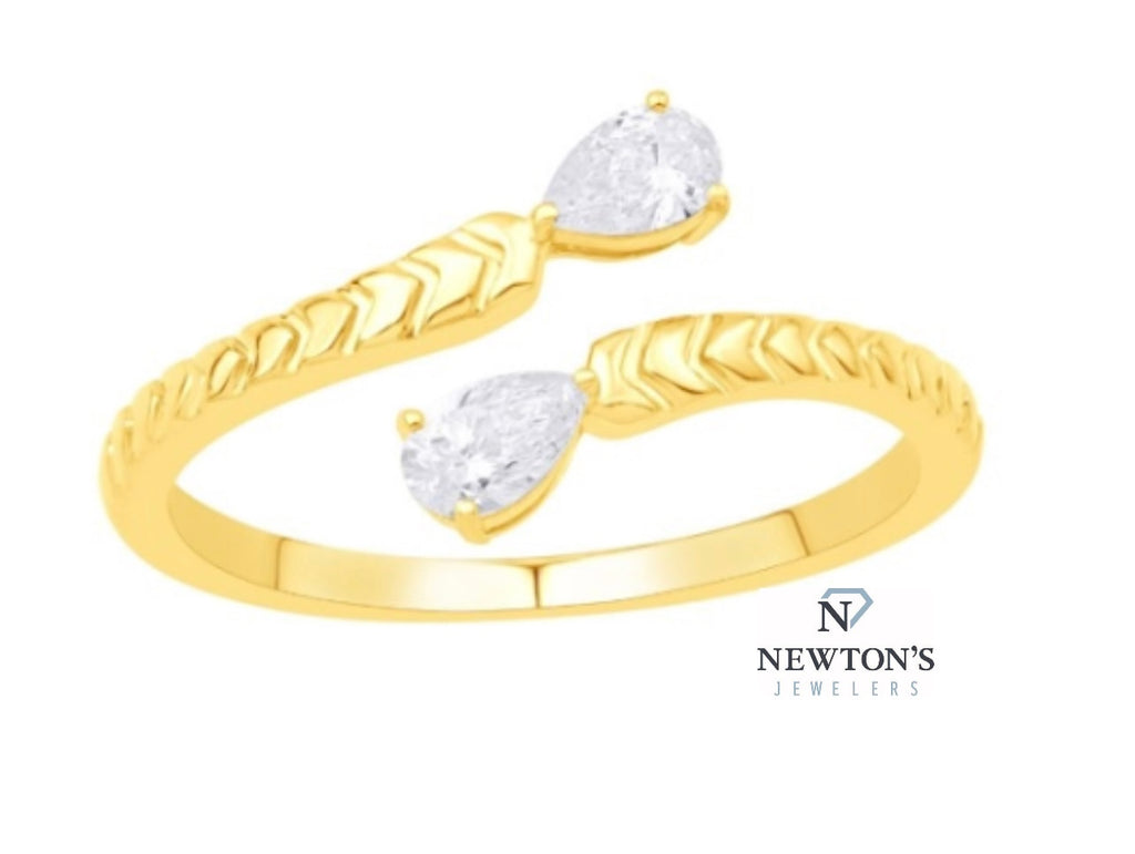 14kt Yellow Gold Bypass Pear Shaped Diamond Ring