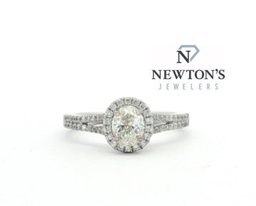 14kt White Gold Oval Diamond Halo Ring