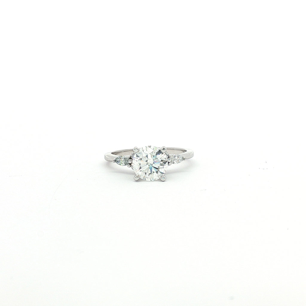 14kt White Gold Round Diamond Engagement Ring