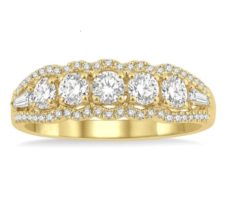 14kt Yellow Gold 3/4 Ctw Baguette and Round Cut Diamond Fashion Ring