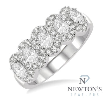 14kt White Gold Oval Halo Diamond Stackable Band