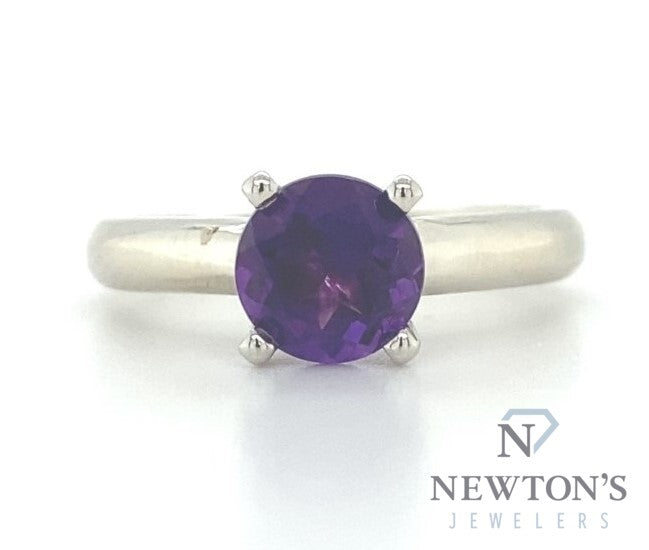 14kt White Gold Amethyst Solitaire Ring