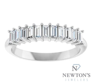 14kt White Gold Baguette Diamond Band (0.50ct)