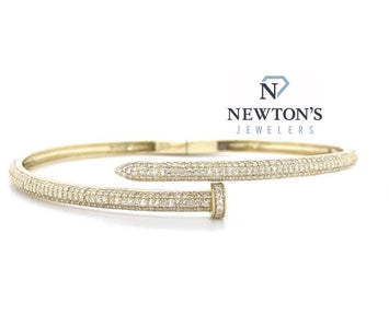 10kt Yellow Gold Diamond Nail Shaped Bracelet