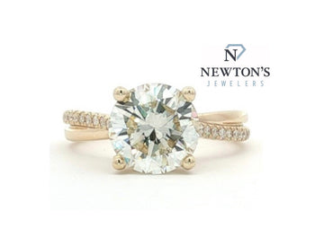 14kt Yellow Gold Round Brilliant Diamond Engagement Ring