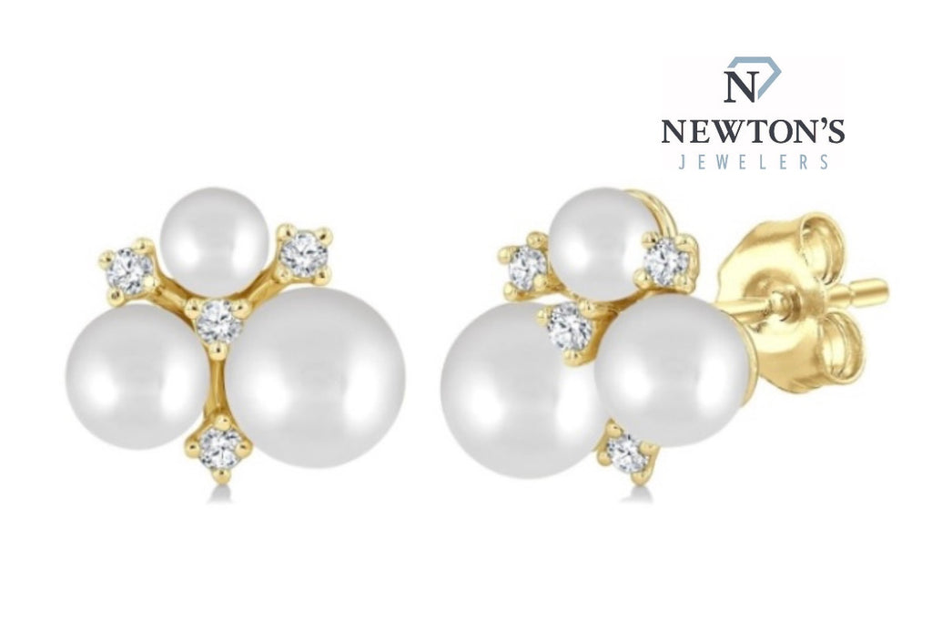 10kt Yellow Gold Pearl & Diamond Cluster Stud Earrings