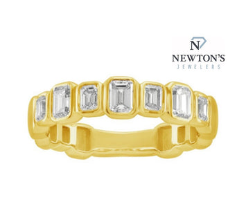 14kt Yellow Gold Emerald Cut Diamond Band