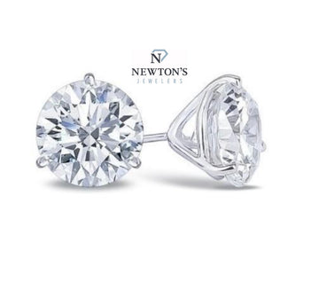 14kt White Gold Diamond Stud Earrings