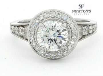 14kt White Gold Round Brilliant Cut Engagement Ring