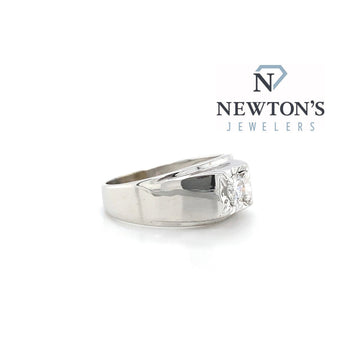 Estate 10kt White Gold Diamond Gents Ring