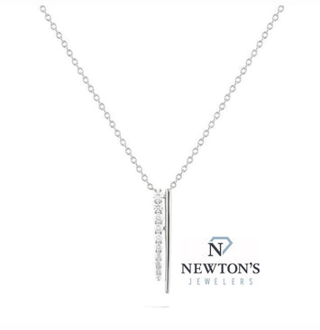 18kt White Gold Pendant Necklace