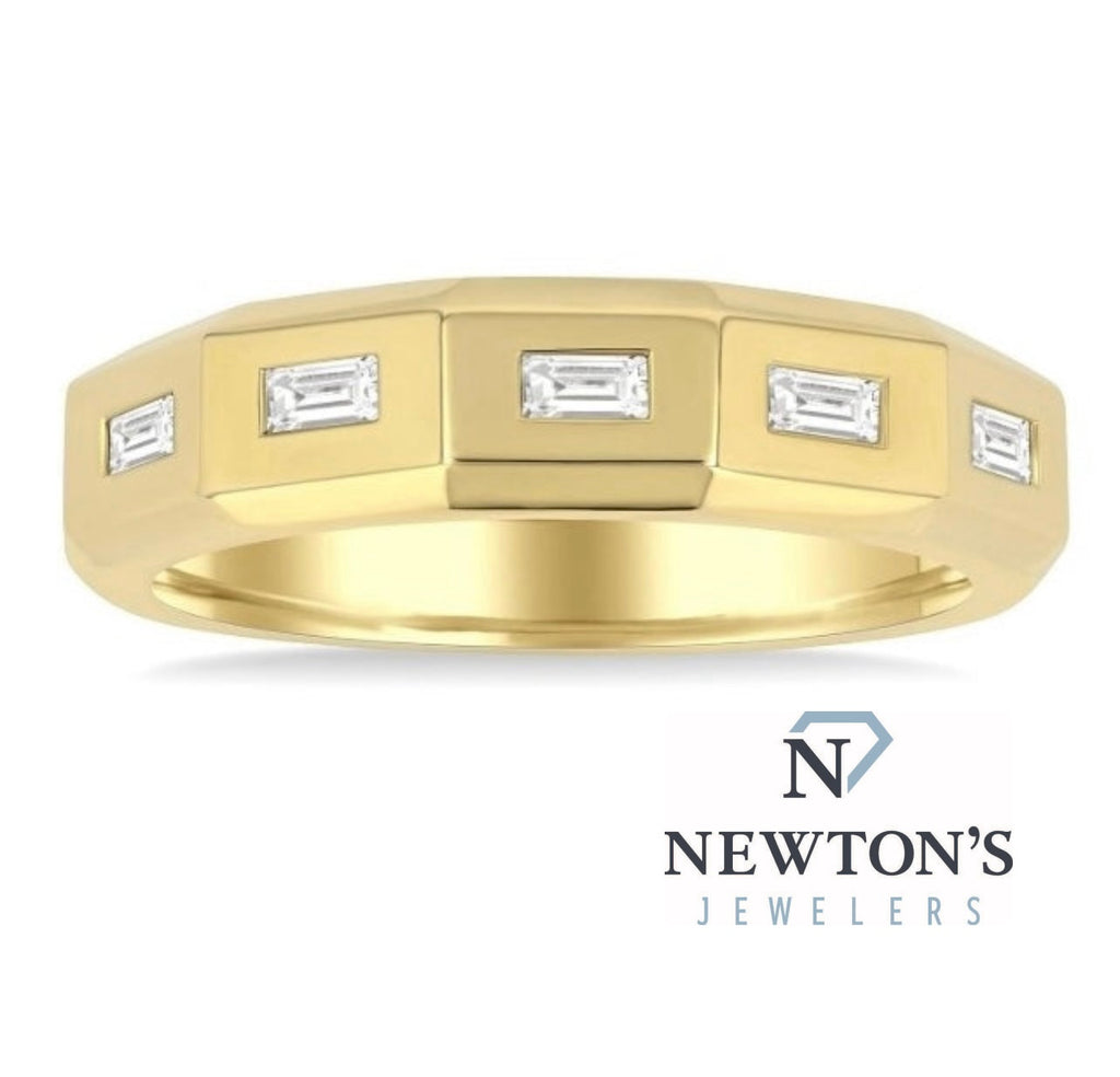 14kt Yellow Gold Geometric Diamond Band