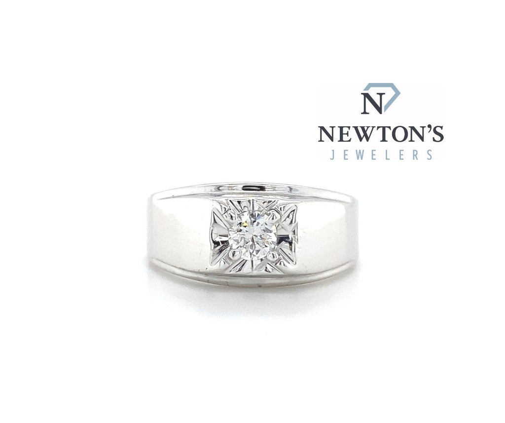 Estate 10kt White Gold Diamond Gents Ring