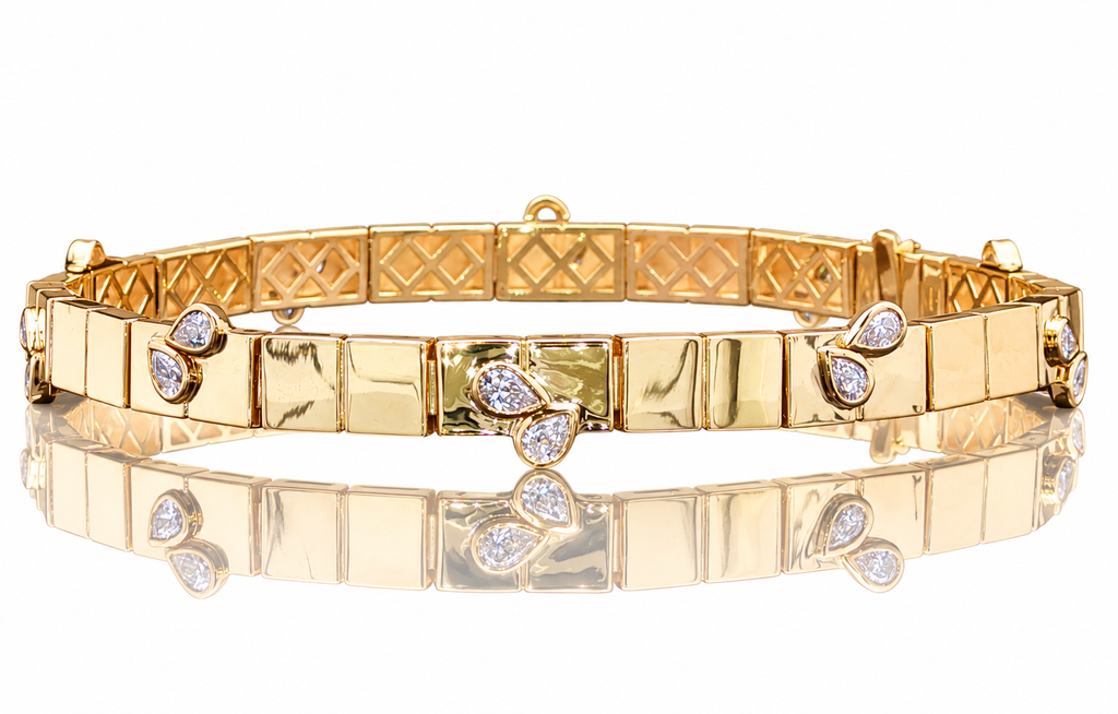 18kt Yellow Gold Diamond Bracelet