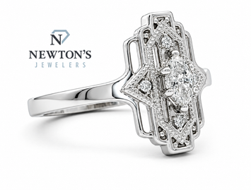 14kt White Gold Marquise Diamond Ring
