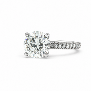18kt White Gold Round Brilliant Diamond Engagement Ring