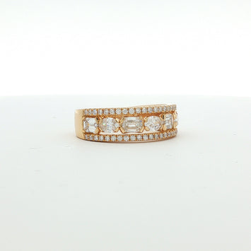 18kt Yellow Gold Diamond Band