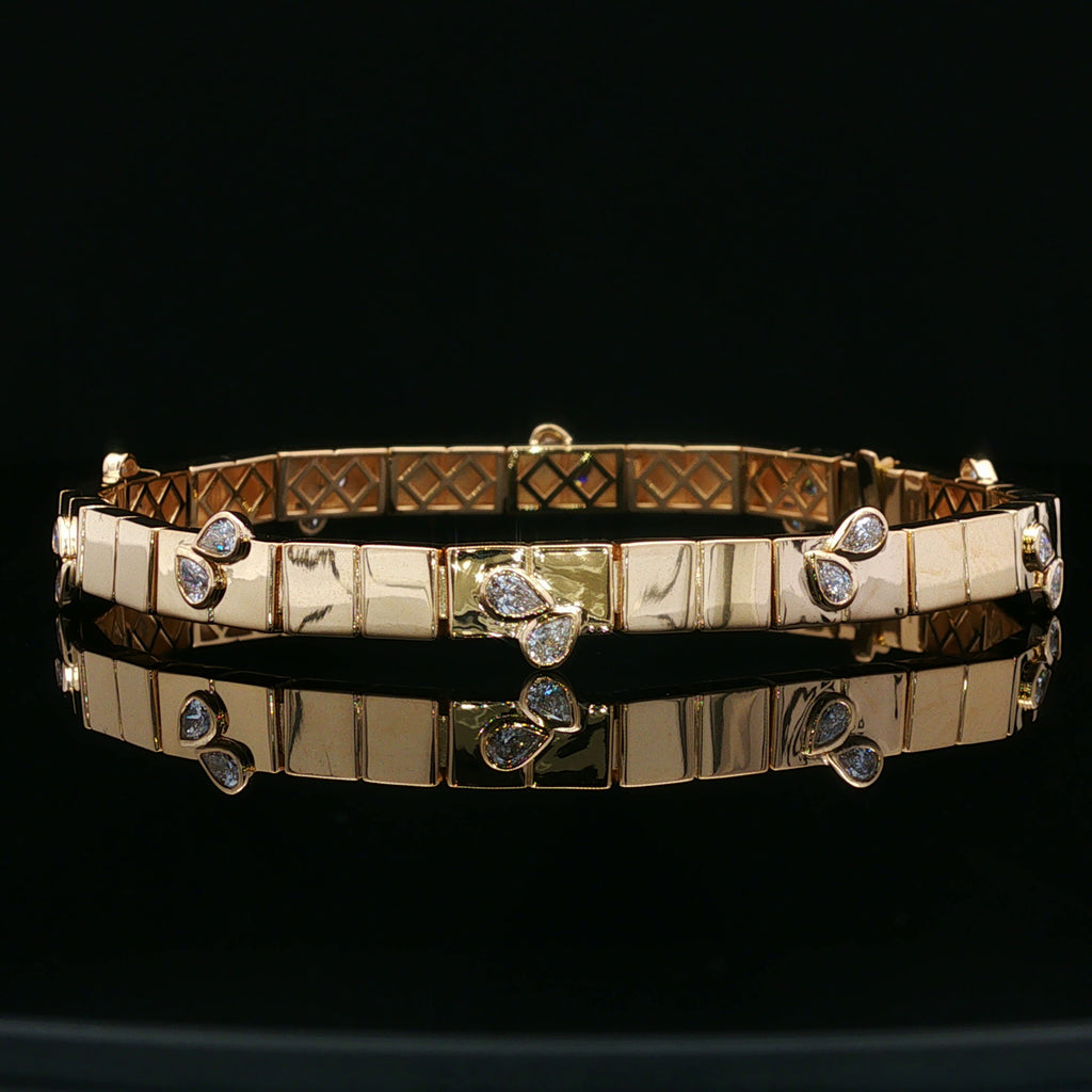 18kt Yellow Gold Diamond Bracelet
