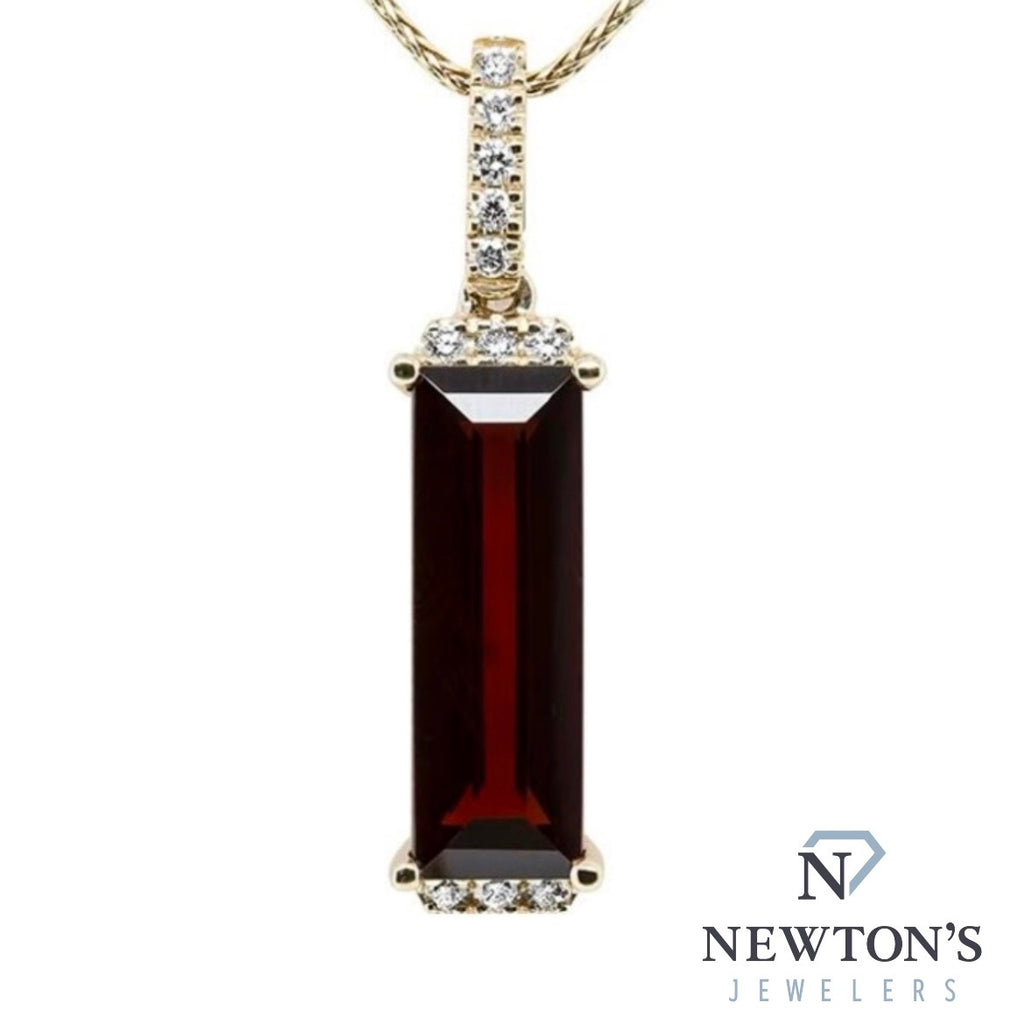 14kt Yellow Gold Garnet & Diamond Pendant Necklace (Pendant Only)