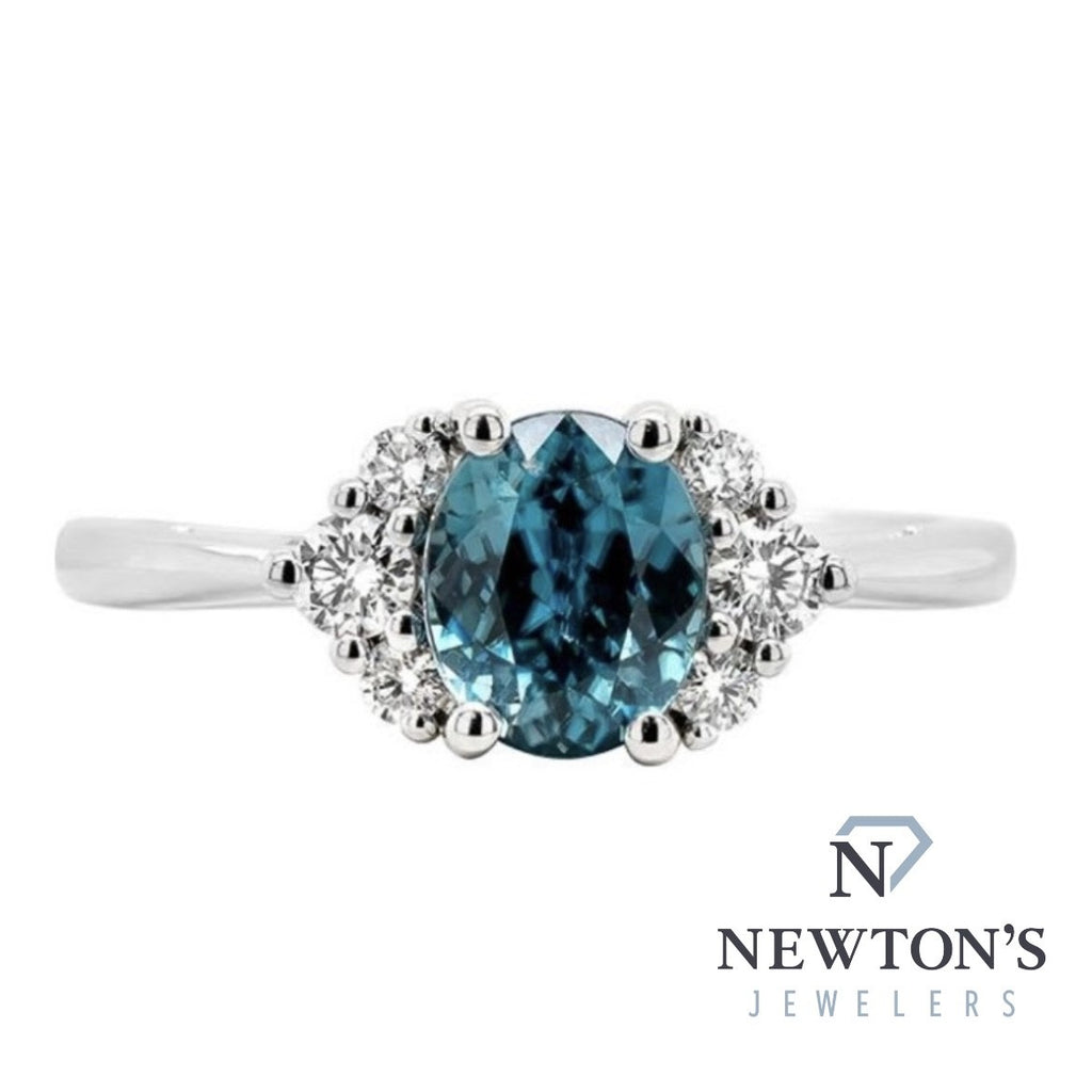 14kt White Gold Blue Zircon Fashion Ring