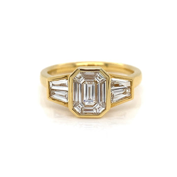 18kt Yellow Gold Pie-cut Diamond Ring