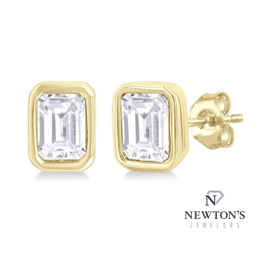 10kt Yellow Gold Emerald Cut Diamond Ear Studs (0.20ct TW)