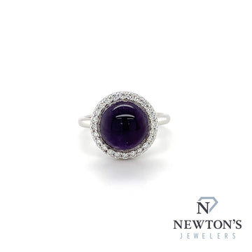 18kt White Gold Cabochon Amethyst & Diamond Halo Fashion Ring (3.50ct)
