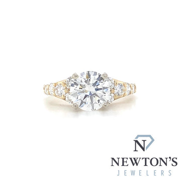 14kt Yellow Gold Round Brilliant Cut Diamond Engagement Ring (2.00ctr)