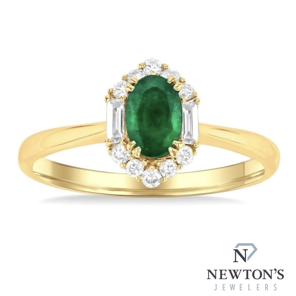 10kt Yellow Gold Oval Emerald & Diamond Fashion Ring