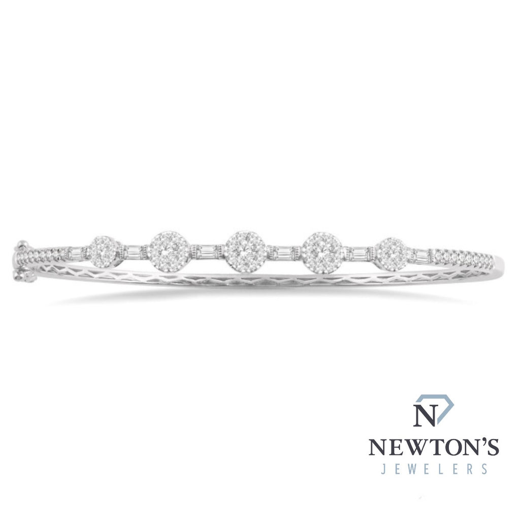 14kt White Gold Diamond Bangle Bracelet (1.10ct TW)