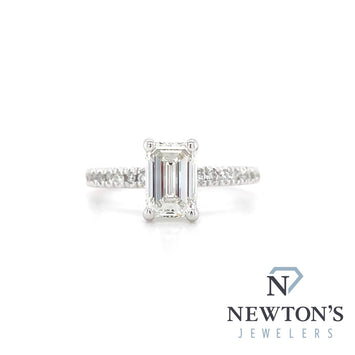 14kt White Gold Emerald Cut Diamond Engagement Ring (1.01ctr)