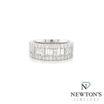 14kt White Gold & Baguette Diamond Fashion Band (1.96ct TW)